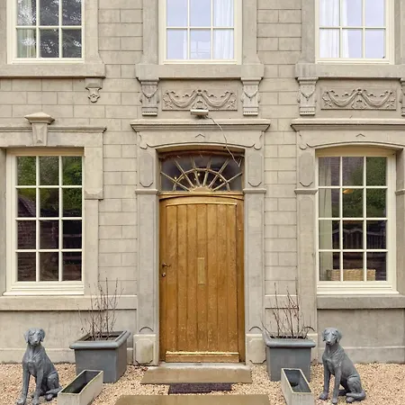 Petit Chateau De La Rose Villa *